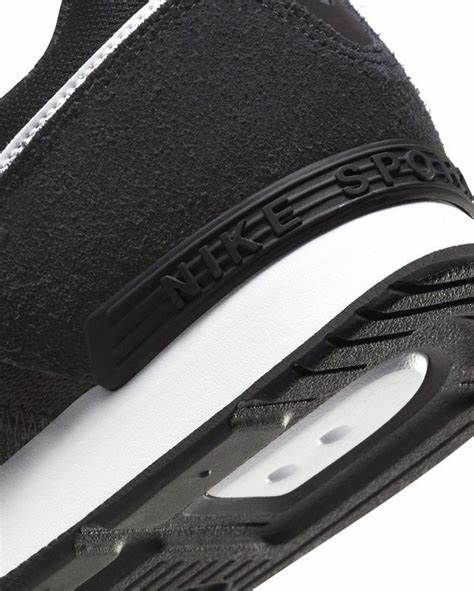 TENIS NIKE VENTURE RUNNER